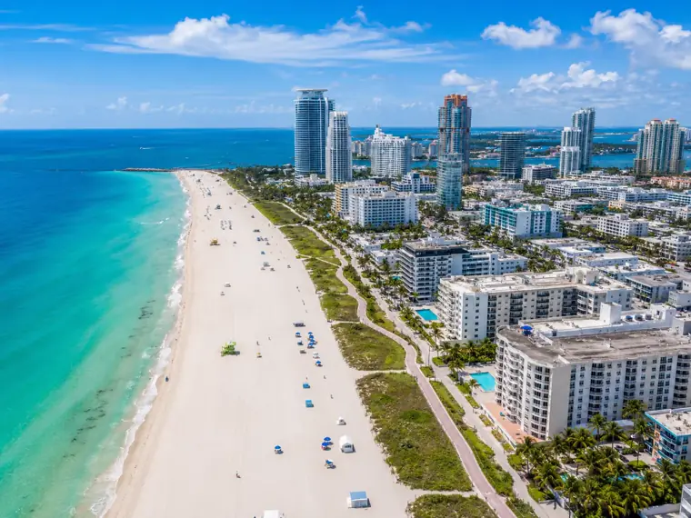 Miami Beach, Florida — turquoise sea and white sand